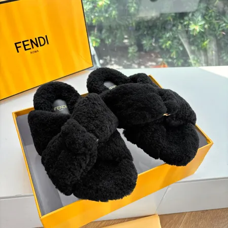 フェンディ スリッパ