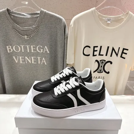 セリーヌ カジュアルシューズ