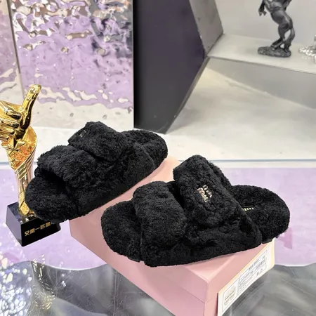 ミュウミュウ スリッパ