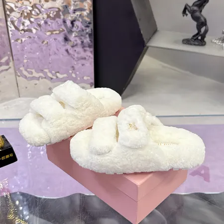 ミュウミュウ スリッパ