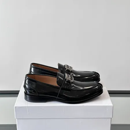 ヴェルサーチ ビジネスシューズ