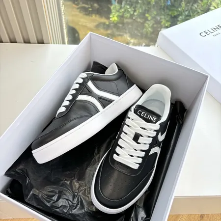 セリーヌ カジュアルシューズ