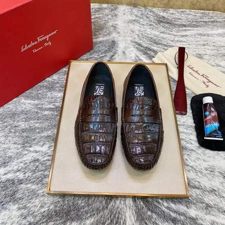 フェラガモ ビジネスシューズ