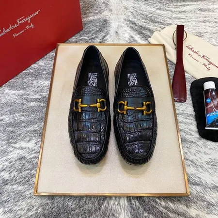 フェラガモ ビジネスシューズ