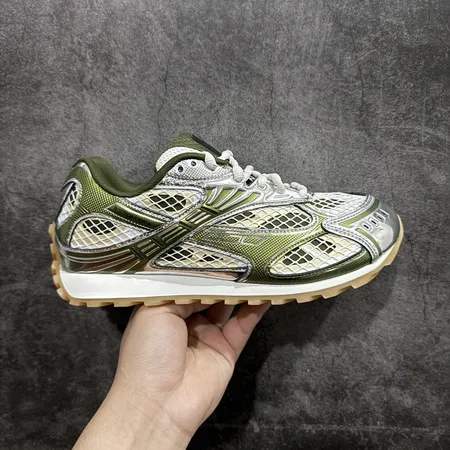 ボッテガ ヴェネタ スニーカー