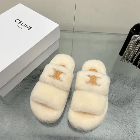 セリーヌ スリッパ