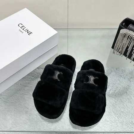セリーヌ スリッパ