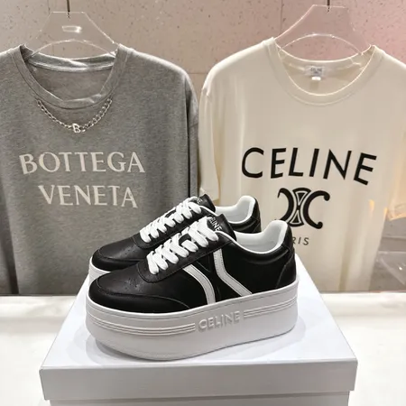 セリーヌ カジュアルシューズ