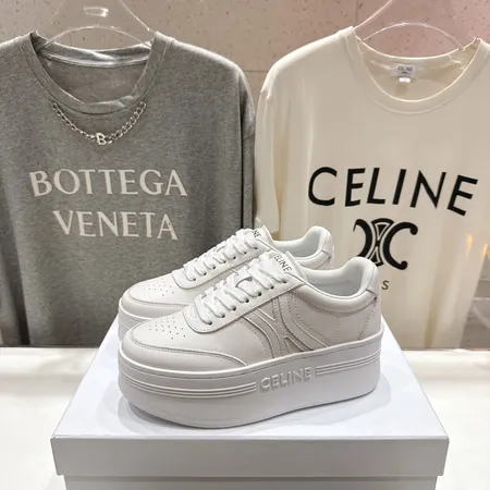 セリーヌ カジュアルシューズ