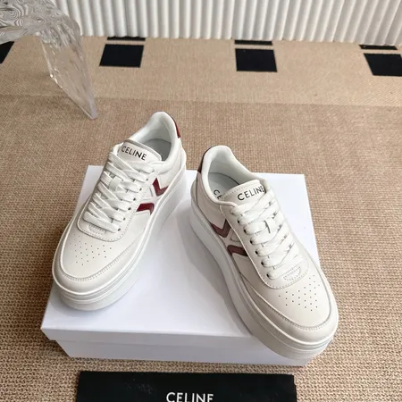 セリーヌ カジュアルシューズ