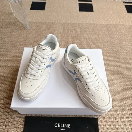 セリーヌ カジュアルシューズ