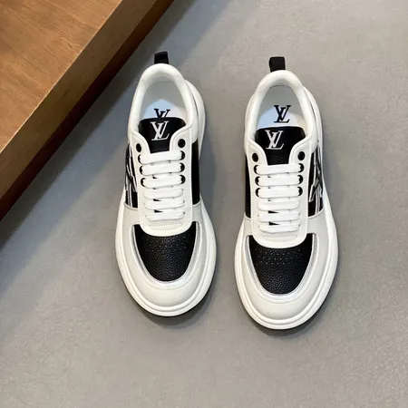ルイヴィトン カジュアルシューズ