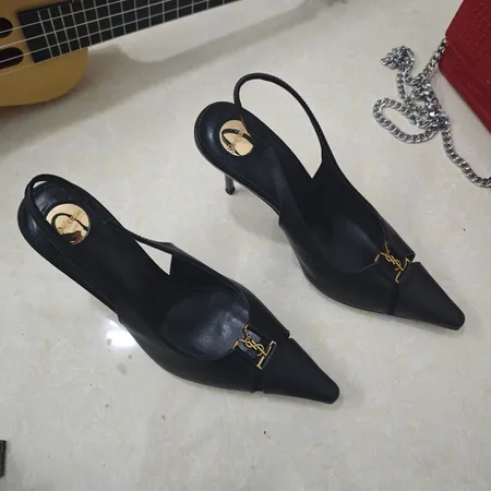 イブサンローラン サンダル