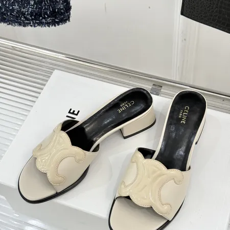 セリーヌ スリッパ