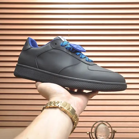 バーバリー ス カジュアルシューズ