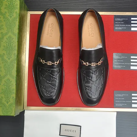 グッチ ビジネスシューズ
