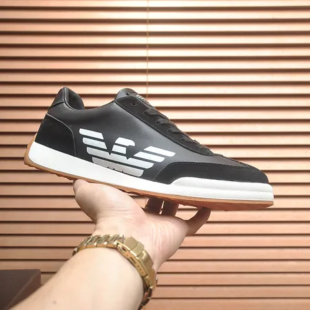 アルマーニ カジュアルシューズ