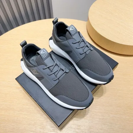 アルマーニ カジュアルシューズ