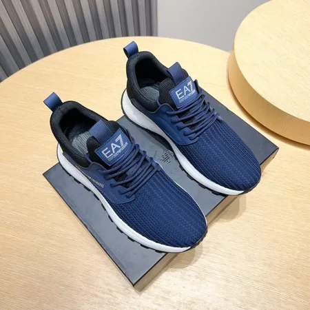 アルマーニ カジュアルシューズ