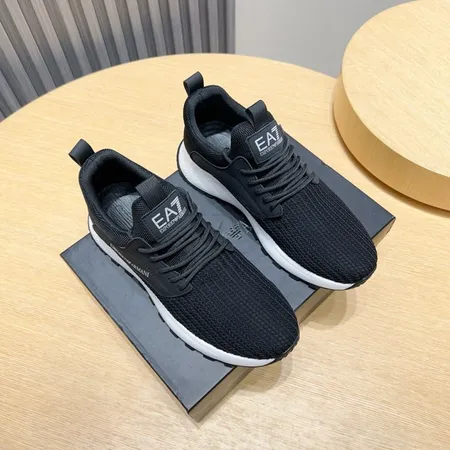 アルマーニ カジュアルシューズ