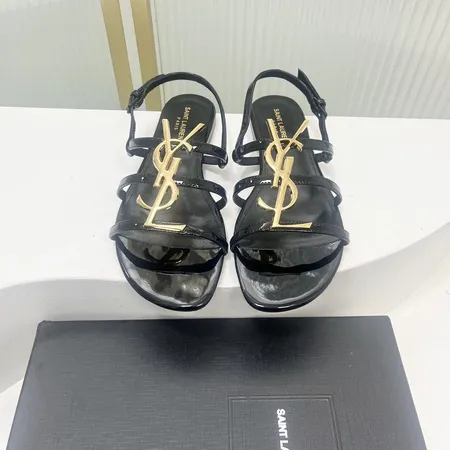 イブサンローラン サンダル