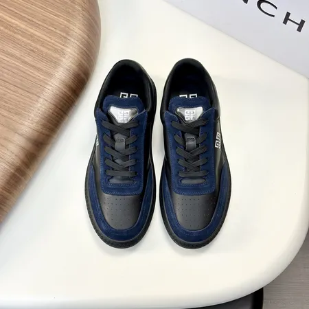 ジバンシィ カジュアルシューズ