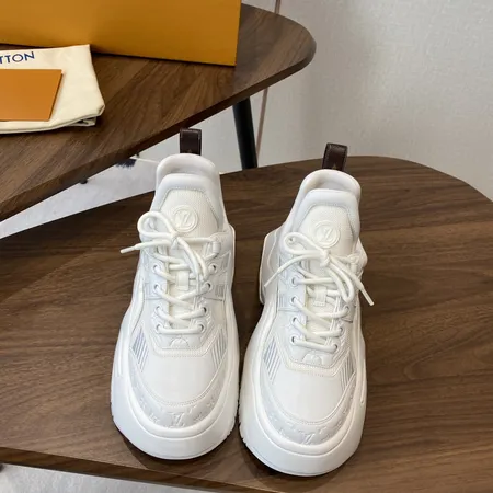 ルイヴィトン カジュアルシューズ