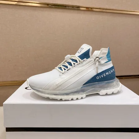 ジバンシィ カジュアルシューズ