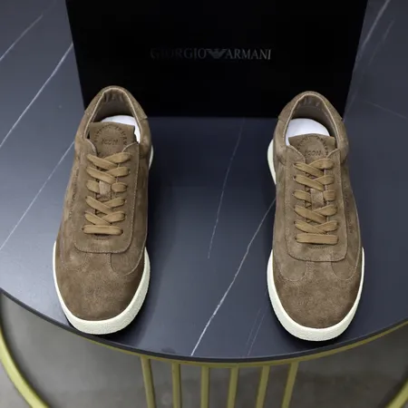 アルマーニ カジュアルシューズ