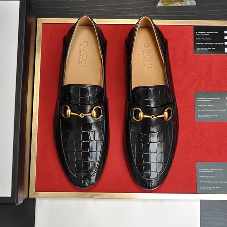 グッチ ビジネスシューズ