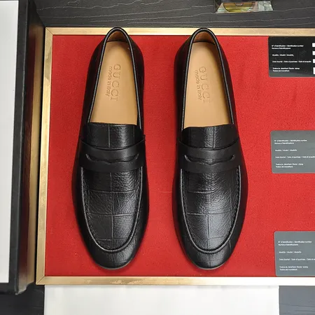 グッチ ビジネスシューズ