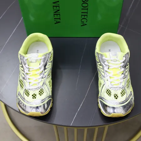 ボッテガ ヴェネタ カジュアルシューズ