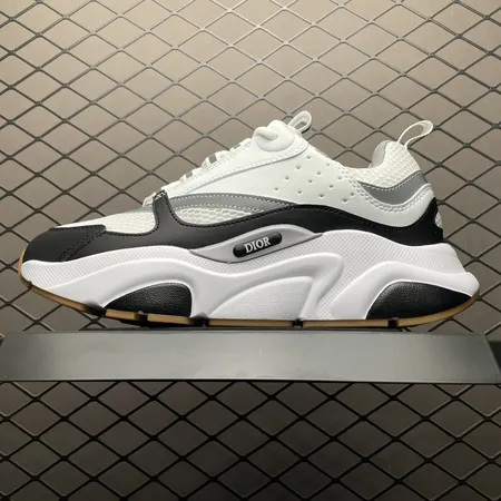 ディオール スニーカー