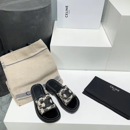 セリーヌ スリッパ