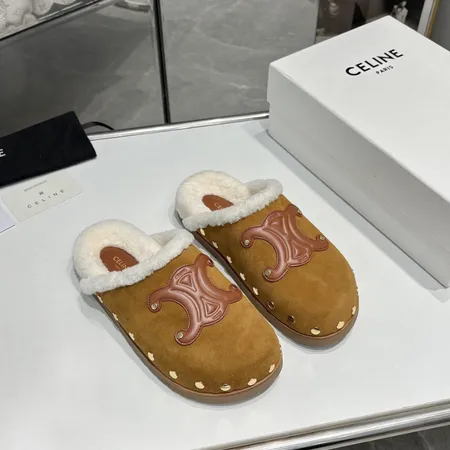 セリーヌ スリッパ