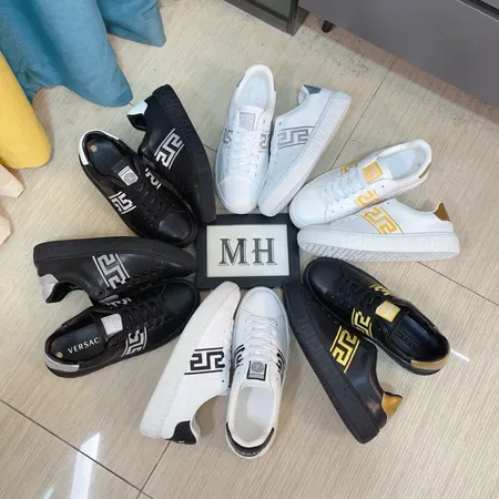 ヴェルサーチ カジュアルシューズ