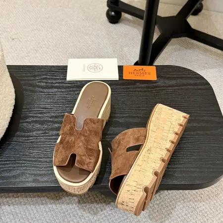 エルメス スリッパ