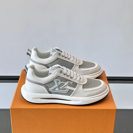 ルイヴィトン スニーカー