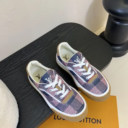 バレンシアガ カジュアルシューズ