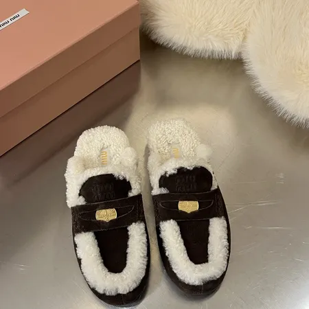 ミュウミュウ スリッパ