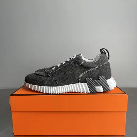 エルメス カジュアルシューズ