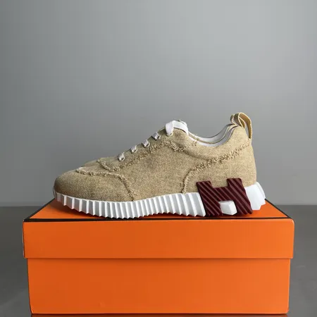 エルメス カジュアルシューズ