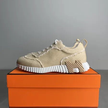 エルメス カジュアルシューズ