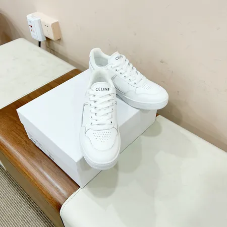 セリーヌ カジュアルシューズ