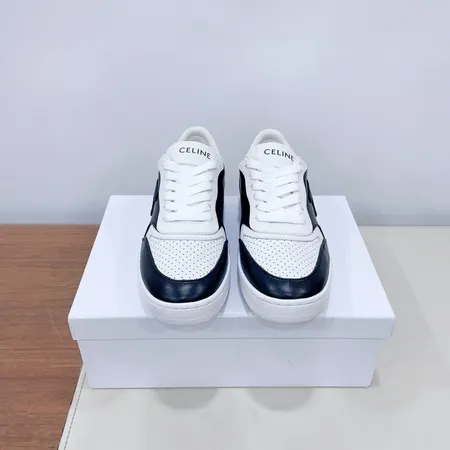 セリーヌ カジュアルシューズ