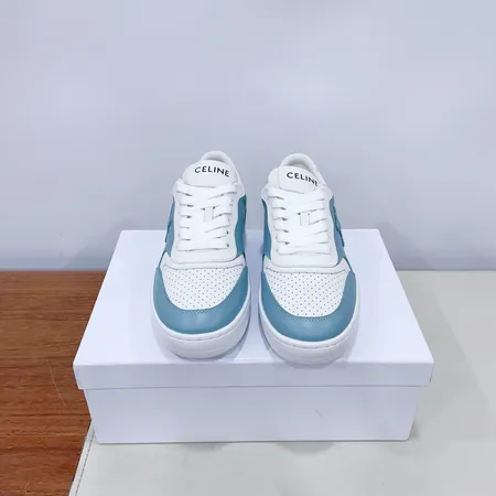 セリーヌ カジュアルシューズ