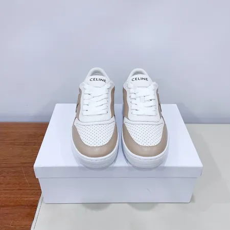 セリーヌ カジュアルシューズ