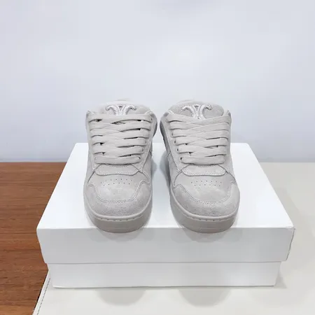 セリーヌ カジュアルシューズ