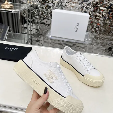セリーヌ カジュアルシューズ