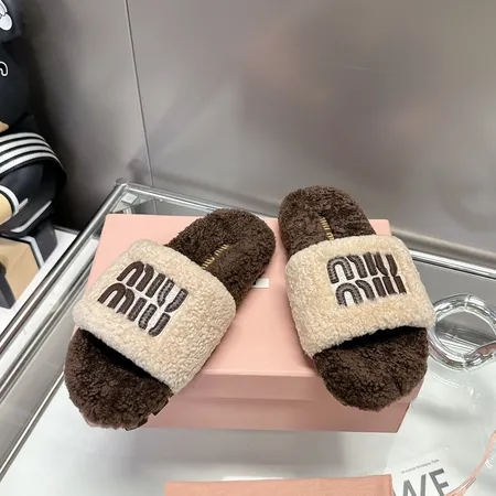 ミュウミュウ スリッパ